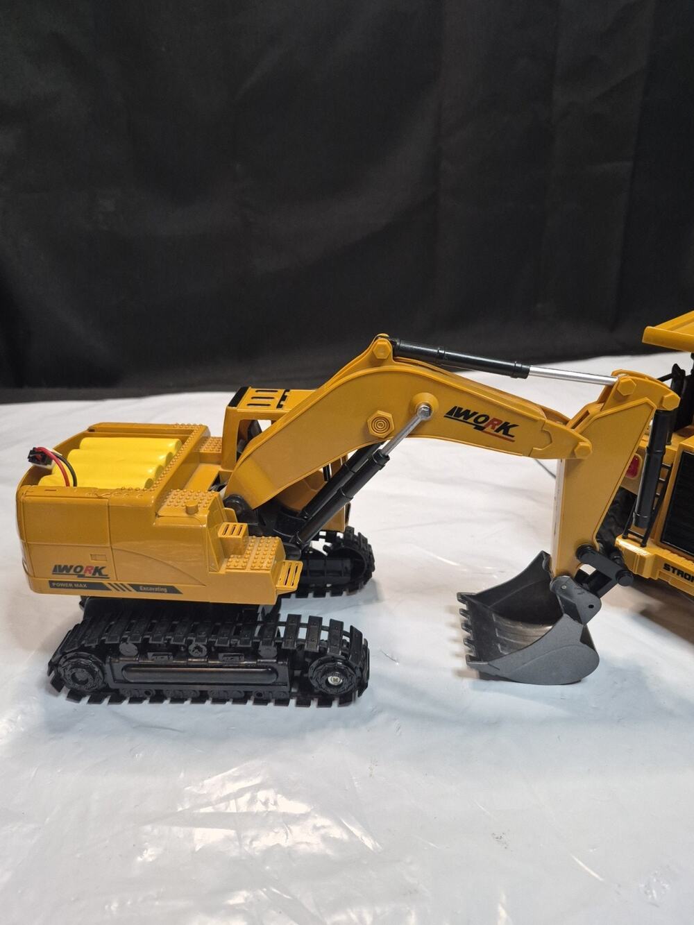 Remote Control "CAAE" Dump Truck and Excavator | Lot of 2 No Remotes & 1 Battery